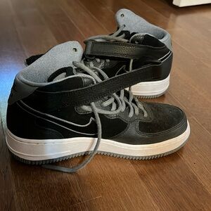Nike Airforce 1s